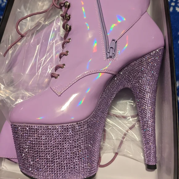 Iridescent Purple Lilac Lavender Platform Heel Boots - Picture 2 of 11